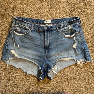 Abercrombie & Fitch distressed Curve love high rise mom shorts -size 18